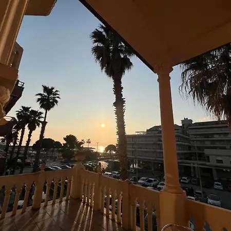 & Garden Hotel